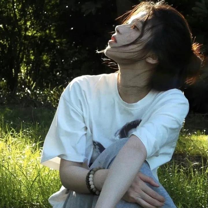 竹马其外，天降其中